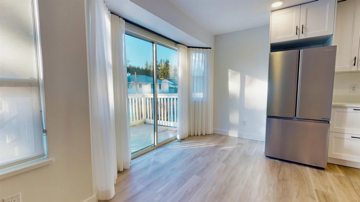 Dining Area Photo of 2151 Ware Street, Abbotsford, BC