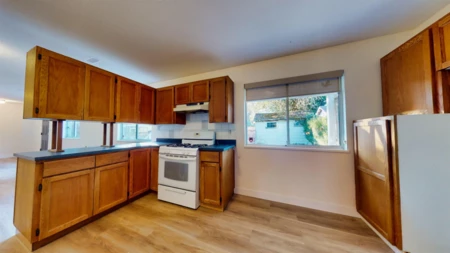 Guest Bathroom Photo of 2151 Ware Street, Abbotsford, BC