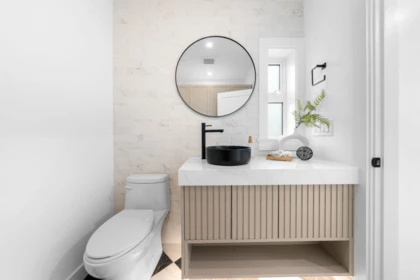 Powder Room Photo of 2528 Mcgill Street, Vancouver, BC