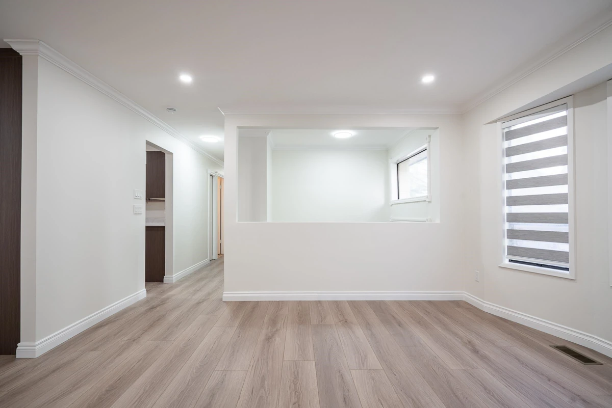 Dining Area Photo of 3640 Old Clayburn Road, Abbotsford, BC