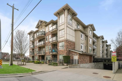 203 20861 83 Avenue, Langley, BC, Langley — Apartment/Condo for sale