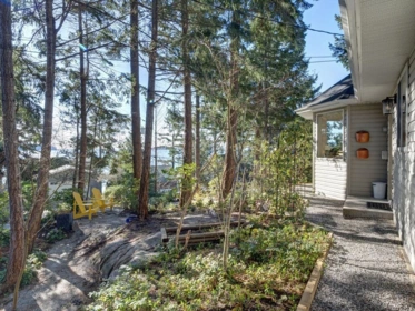 Community Amenities Photo (Clubhouse) of 9291 Truman Road, Halfmoon Bay, BC