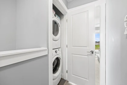 Hallway Photo of 15 240 Jardine Street, New Westminster, BC