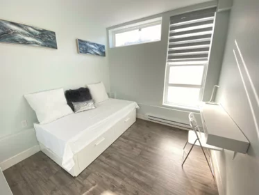 Hot Tub / Spa Photo of 2460 E 19th Avenue, Vancouver, BC