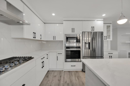 Breakfast Nook Photo of 3272 Quail Court, Abbotsford, BC