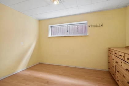 Office / Den Photo of 585 W 65th Avenue, Vancouver, BC