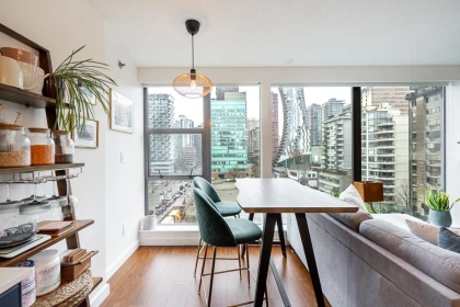 Breakfast Nook Photo of 1008 1723 Alberni Street, Vancouver, BC