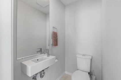 Guest Bathroom Photo of 1015 11280 Pazarena Place, Maple Ridge, BC