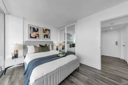 Office / Den Photo of 1202 650 16th Street, West Vancouver, BC