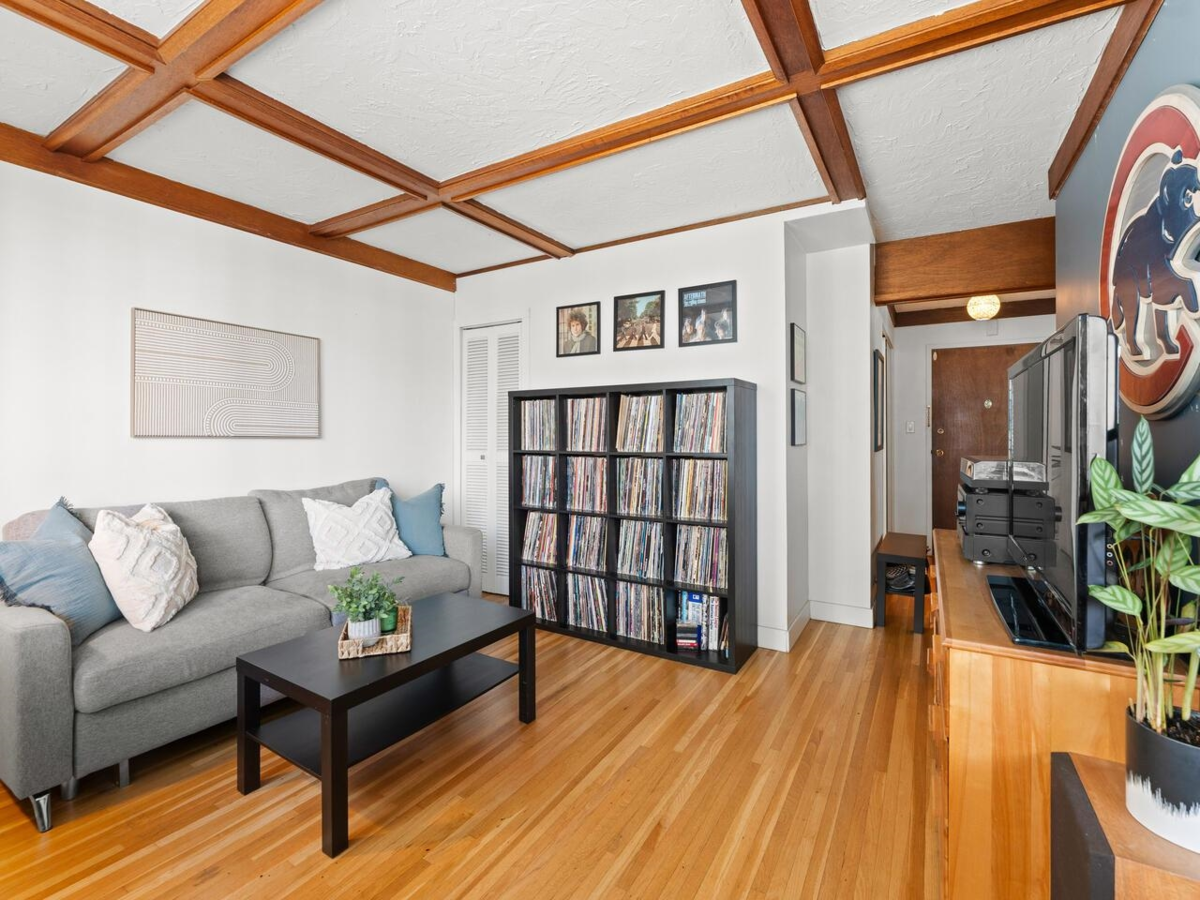 Living Room Photo of 304 1975 Pendrell Street, Vancouver, BC