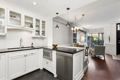 2266 Redbud Lane, Vancouver, BC, Vancouver — Townhouse for sale