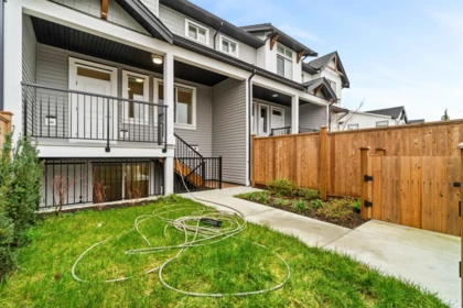 Entry Foyer Photo of 20997 83 Avenue, Langley, BC