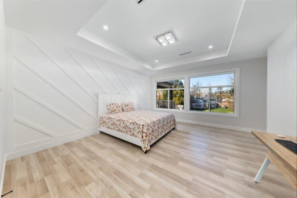 Entry Foyer Photo of 17875 59a Avenue, Surrey, BC