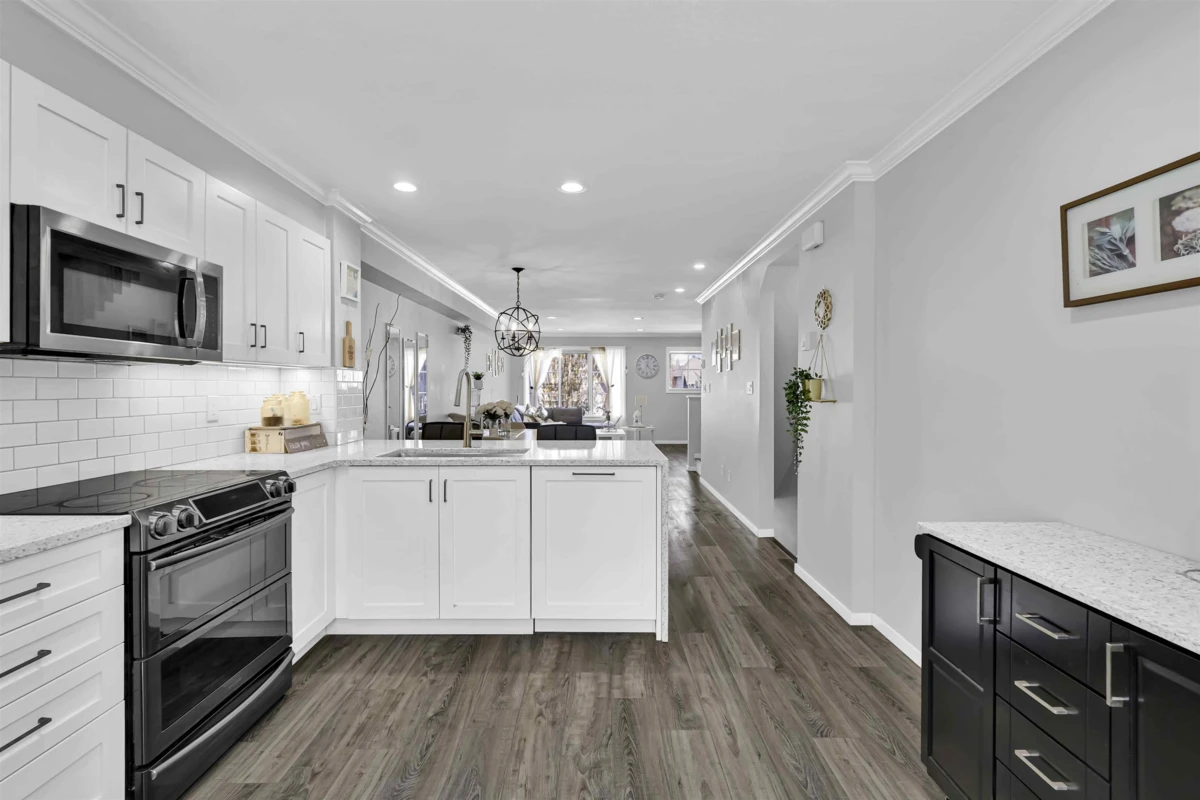Dining Area Photo of 62 15175 62a Avenue, Surrey, BC