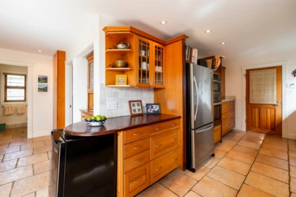 Kitchen Photo of 13464 56 Avenue, Surrey, BC