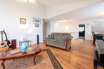 Aerial View of 102 Viscount Place, New Westminster, BC