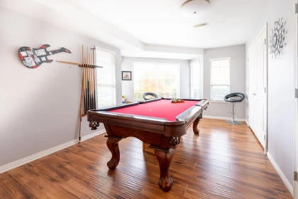 Loft / Bonus Room Photo of 102 Viscount Place, New Westminster, BC