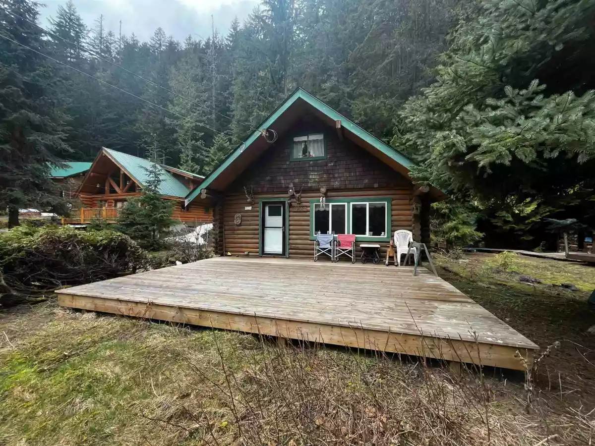 Exterior Rear Photo of A23 14581 Alpine Boulevard, Hope, BC