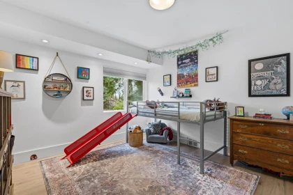Staircase Photo of 1335 Ridgewood Drive, North Vancouver, BC