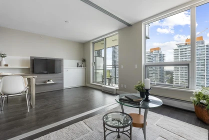 Kitchen Island Photo of 2305 13398 104 Avenue, Surrey, BC