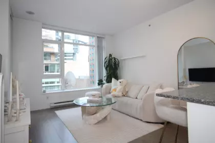 703 480 Robson Street, Vancouver, BC, Vancouver — Apartment/Condo for sale