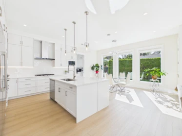 Kitchen Island Photo of 1365 160a Street, Surrey, BC