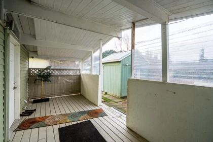 Hallway Photo of 5 9055 Shook Road, Mission, BC