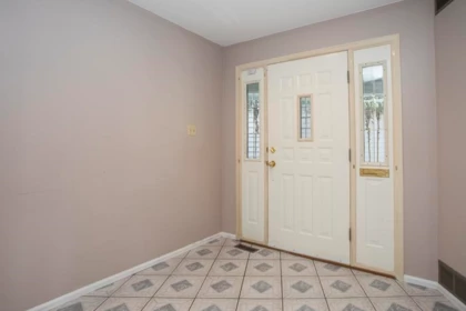 Mudroom Photo of 11740 2nd Avenue, Richmond, BC