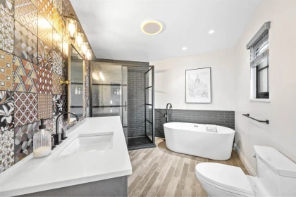 Basement Recreation Room Photo of 16071 8 Avenue, Surrey, BC