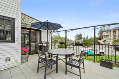 Garden / Landscaping Photo of 16071 8 Avenue, Surrey, BC
