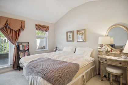 Powder Room Photo of 7411 Columbia Street, Vancouver, BC