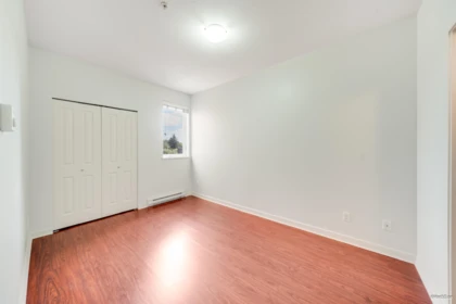 Guest Bathroom Photo of 329 2239 Kingsway, Vancouver, BC