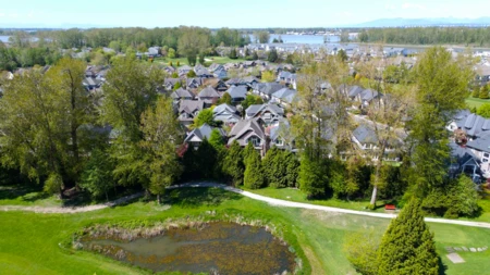 Community Amenities Photo (Clubhouse) of 5880 Cove Reach Road, Delta, BC