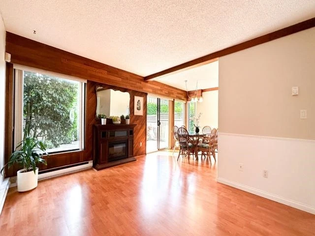 Living Room Photo of 8555 Citation Drive, Richmond, BC
