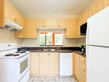 Kitchen Photo of 8555 Citation Drive, Richmond, BC