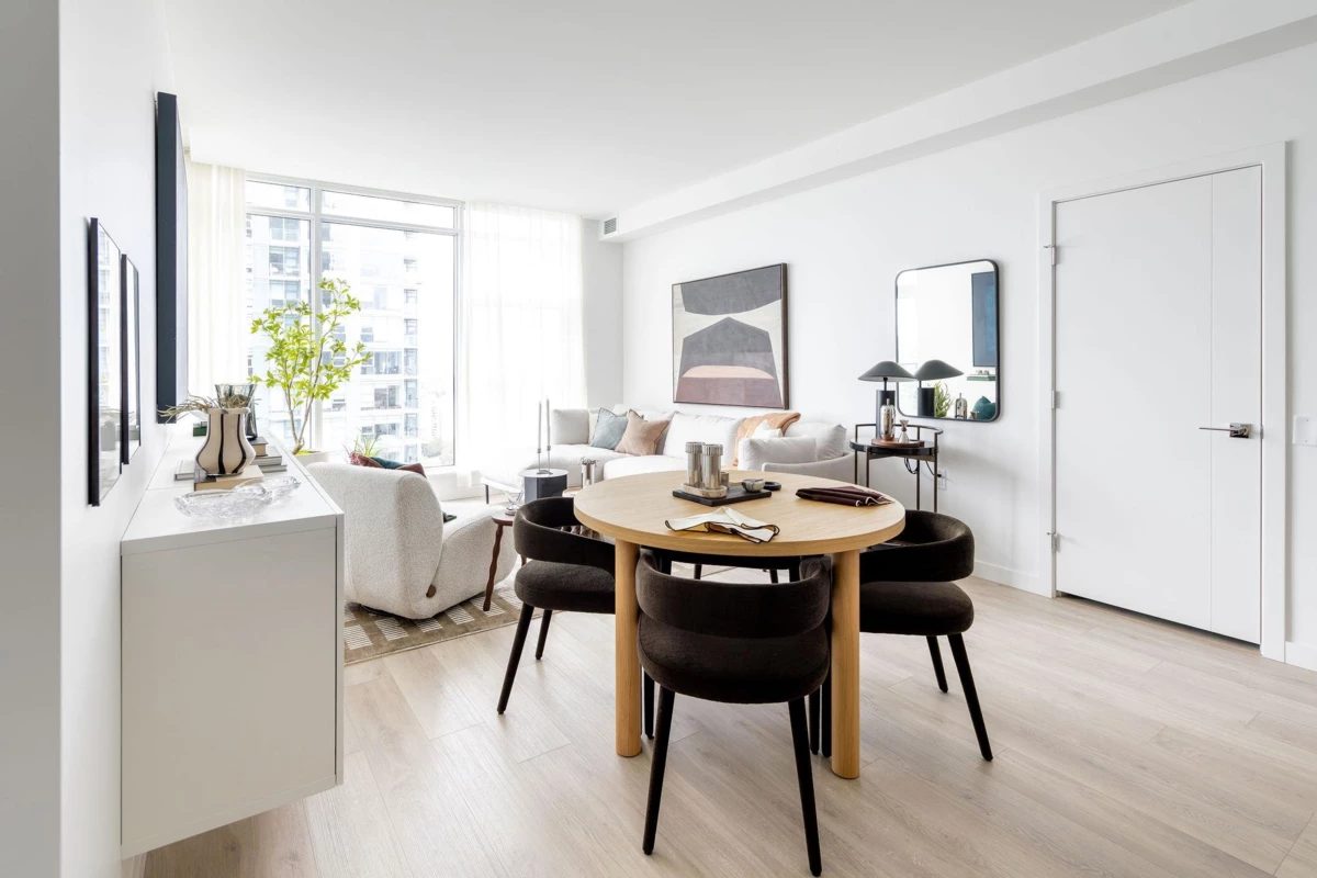 Dining Area Photo of 3406 680 Quayside Drive, New Westminster, BC
