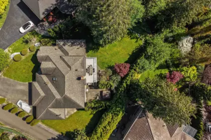 Hot Tub / Spa Photo of 18662 54a Avenue, Surrey, BC
