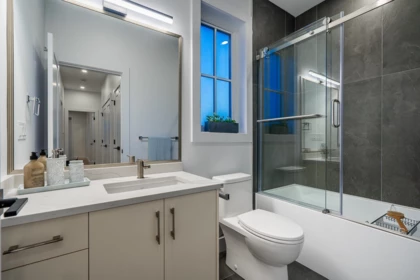Laundry Room Photo of 2 4557 Parker Street, Burnaby, BC
