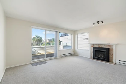 Office / Den Photo of 238 W 4th Street, North Vancouver, BC