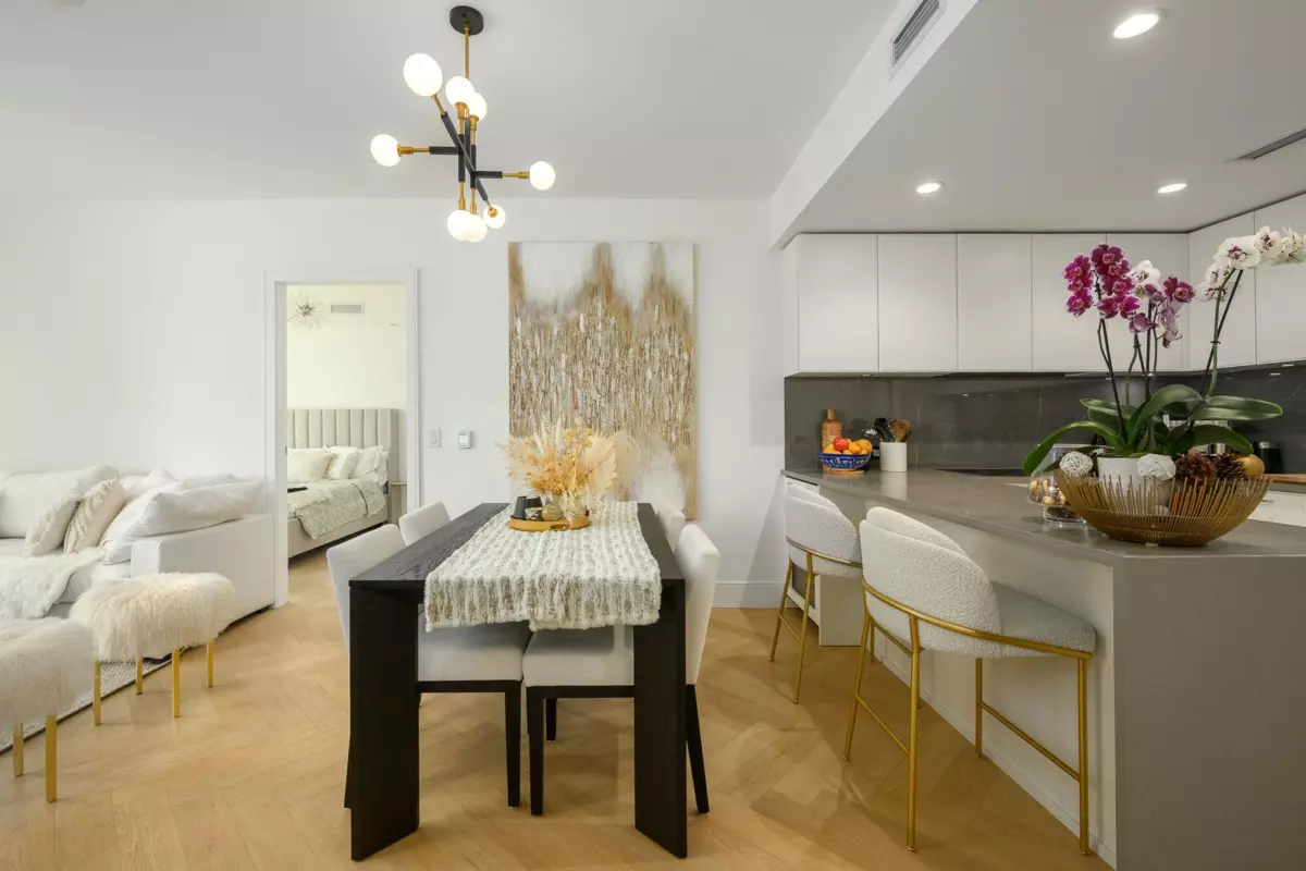 Living Room Photo of 204 4675 Cambie Street, Vancouver, BC