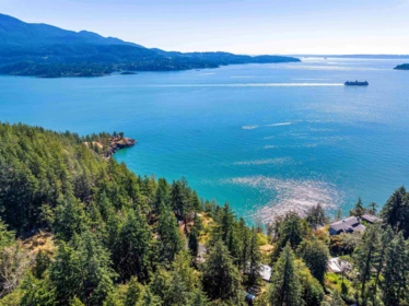 341 Robinson Road, Bowen Island, BC, Bowen Island — Single Family Residence for sale