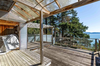 Powder Room Photo of 341 Robinson Road, Bowen Island, BC