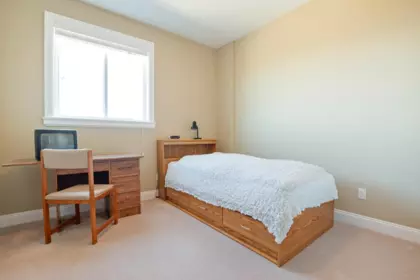 Walk-In Closet Photo of 47264 Vista Place, Chilliwack, BC