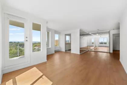 1100 7680 Granville Avenue, Richmond, BC, Richmond — Apartment/Condo for sale