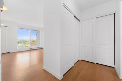 Primary Bedroom Photo of 1100 7680 Granville Avenue, Richmond, BC