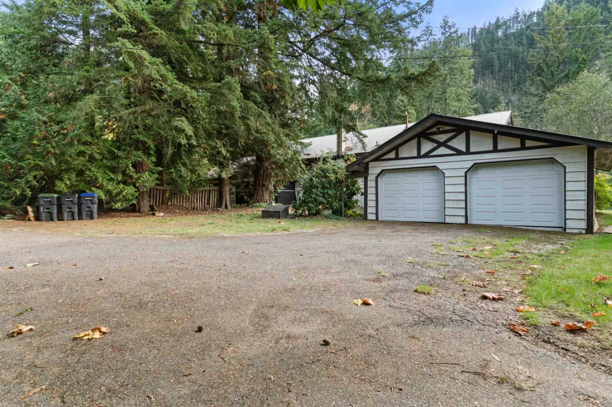Exterior Rear Photo of 63491 Flood Hope Road, Hope, BC