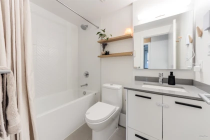 Guest Bathroom Photo of 602 38013 Third Avenue, Squamish, BC