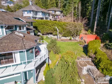 Outdoor Kitchen Photo of 3866 Michener Way, North Vancouver, BC