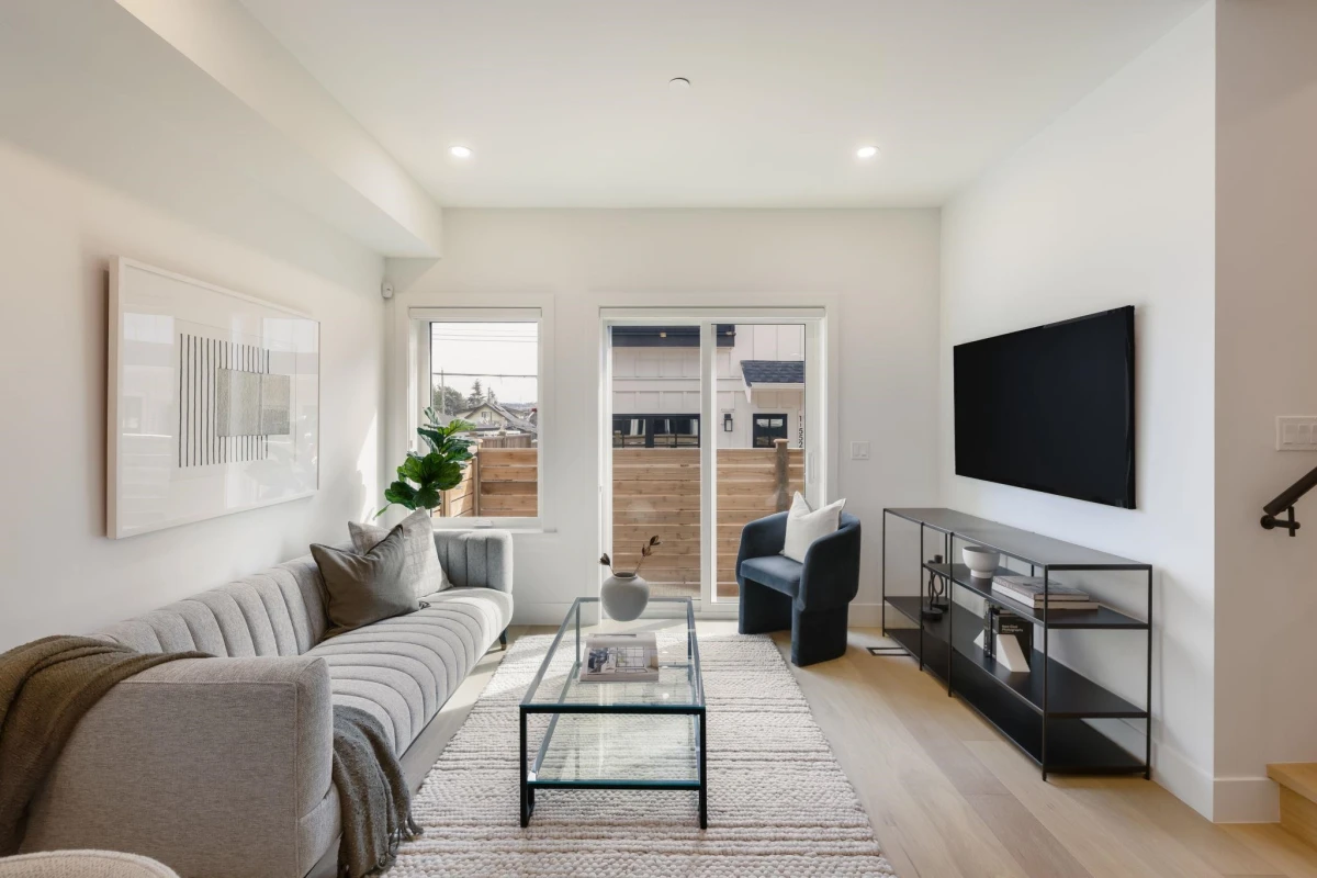 Family Room Photo of 1 550 Kaslo Street, Vancouver, BC