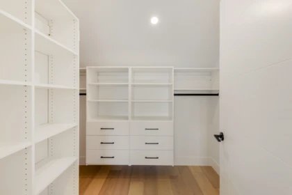 Laundry Room Photo of 1 550 Kaslo Street, Vancouver, BC